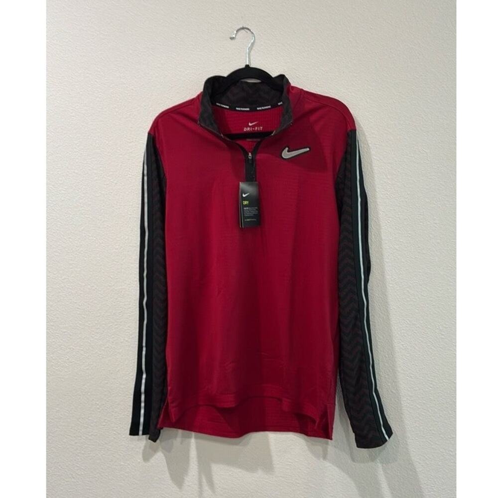 NIKE Men's MEDIUM Wild Run Element Long Sleeve Reflective Running Top, Red